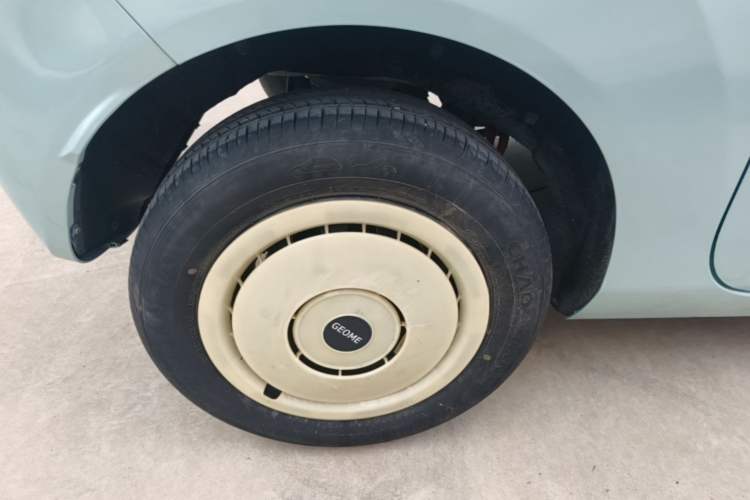 Used Geely Galaxy Panda 2023 Panda Mini 200km Endurance Bear Exterior 5
