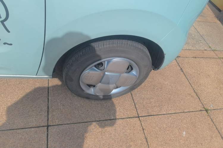 Used Geely Galaxy Panda 2023 Panda Mini 200km Endurance Bear Exterior 5