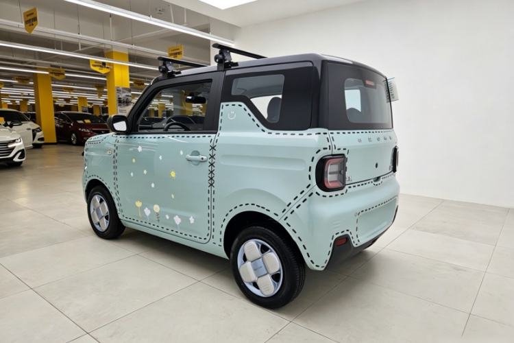 Used Geely Galaxy Panda 2023 Panda Mini 200km Endurance Bear Exterior 7