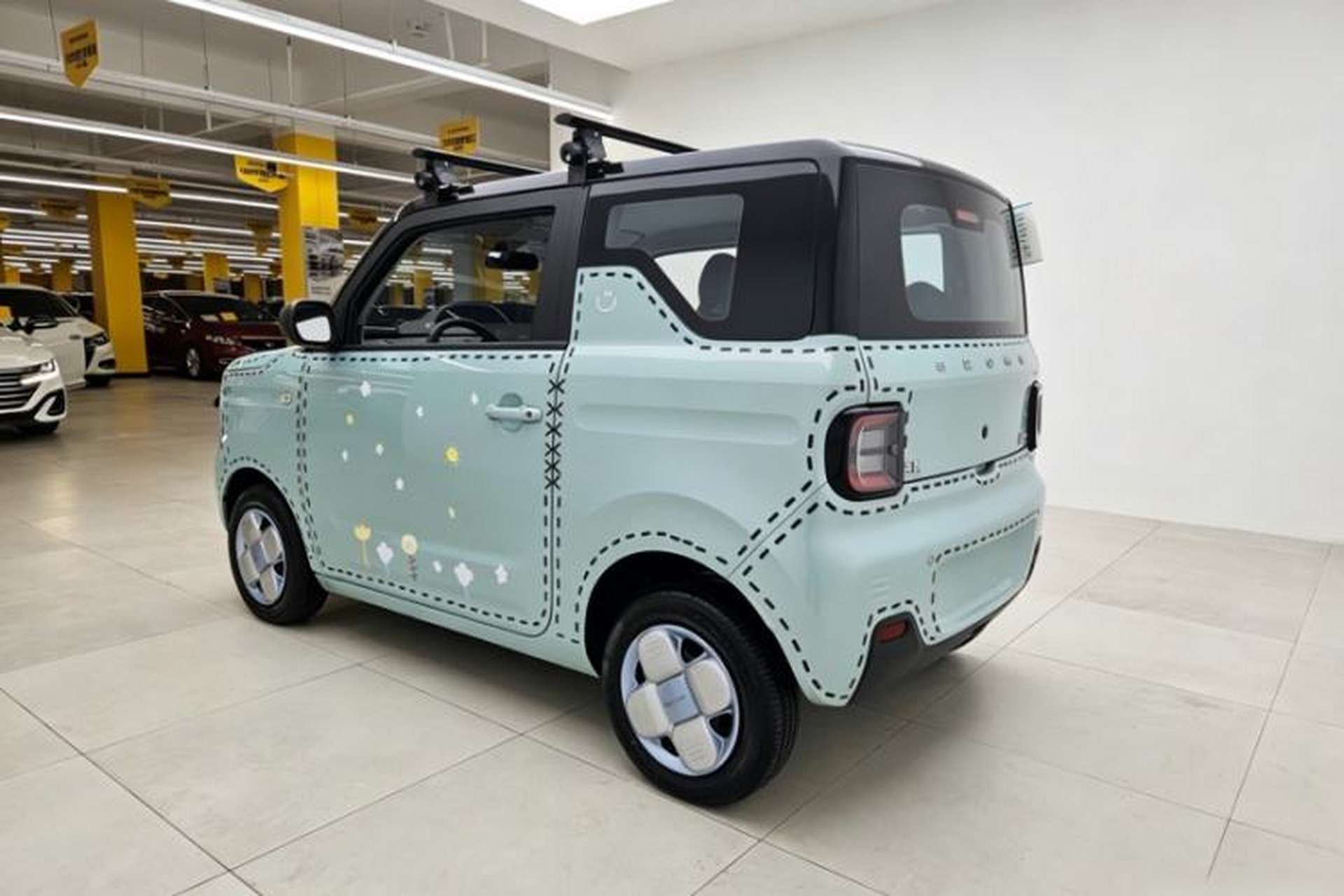 Used Geely Galaxy Panda 2023 Panda Mini 200km Endurance Bear Exterior 7