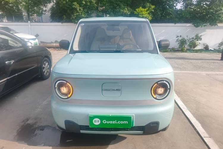 Used Geely Galaxy Panda 2023 Panda Mini 200km Endurance Bear Front