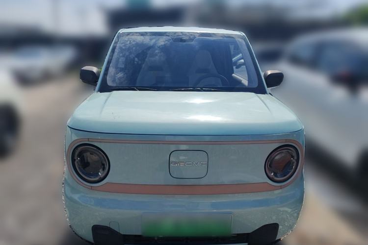 Used Geely Galaxy Panda 2023 Panda Mini 200km Endurance Bear Front