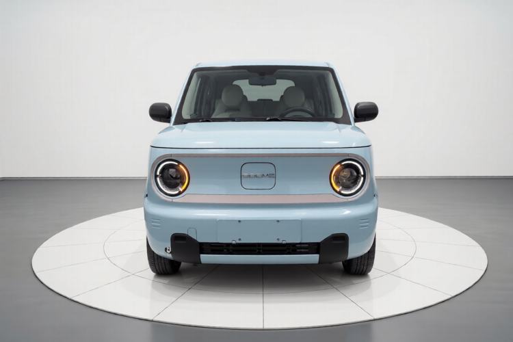 Used Geely Galaxy Panda 2023 Panda Mini 200km Endurance Bear Front