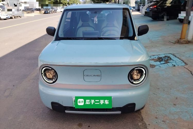 Used Geely Galaxy Panda 2023 Panda Mini 120km Super Cute Bear Front