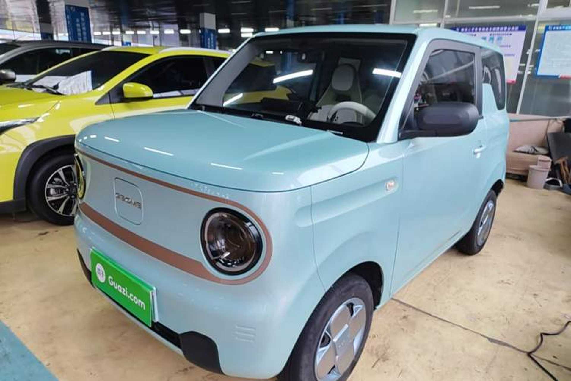 Used Geely Galaxy Panda 2023 Panda Mini 200km Endurance Bear Front Left 45 Deg