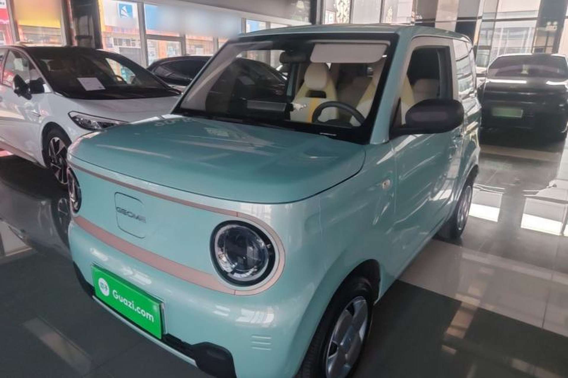 Used Geely Galaxy Panda 2023 Panda Mini 200km Endurance Bear Front Left 45 Deg