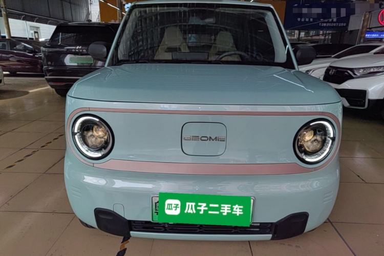 Used Geely Galaxy Panda 2023 Panda Mini 200km Endurance Bear Front