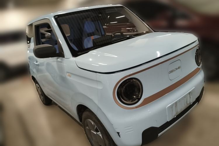 Used Geely Galaxy Panda 2023 Panda Mini 200km Endurance Bear Front Right 45 Deg