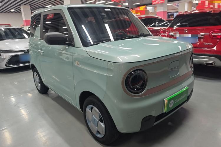Used Geely Galaxy Panda 2023 Panda Mini 200km Endurance Bear Front Right 45 Deg