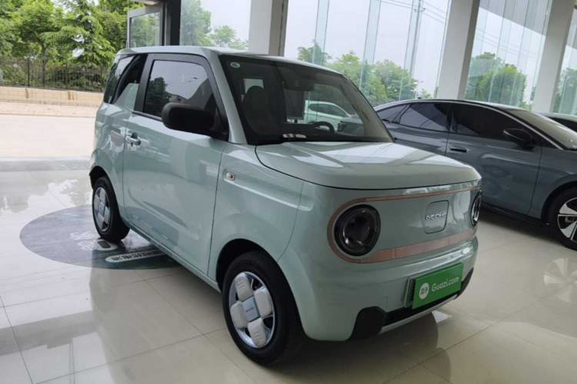 Used Geely Galaxy Panda 2023 Panda Mini 200km Endurance Bear Front Right 45 Deg
