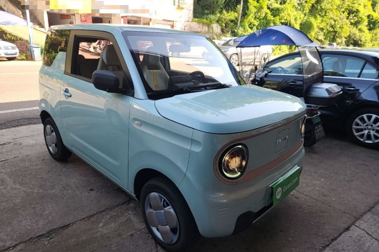 Used Geely Galaxy Panda 2023 Panda Mini 200km Endurance Bear Front Right 45 Deg