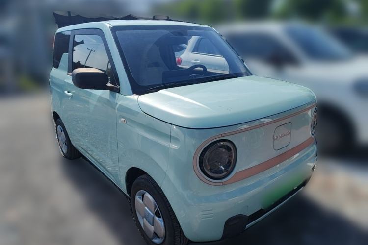 Used Geely Galaxy Panda 2023 Panda Mini 200km Endurance Bear Front Right 45 Deg