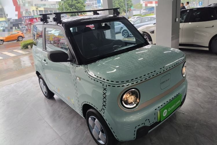 Used Geely Galaxy Panda 2023 Panda Mini 200km Endurance Bear Front Right 45 Deg