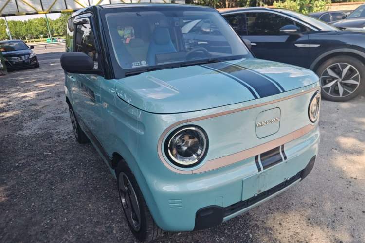 Used Geely Galaxy Panda 2023 Panda Mini 200km Dynamic Bear Front Right 45 Deg