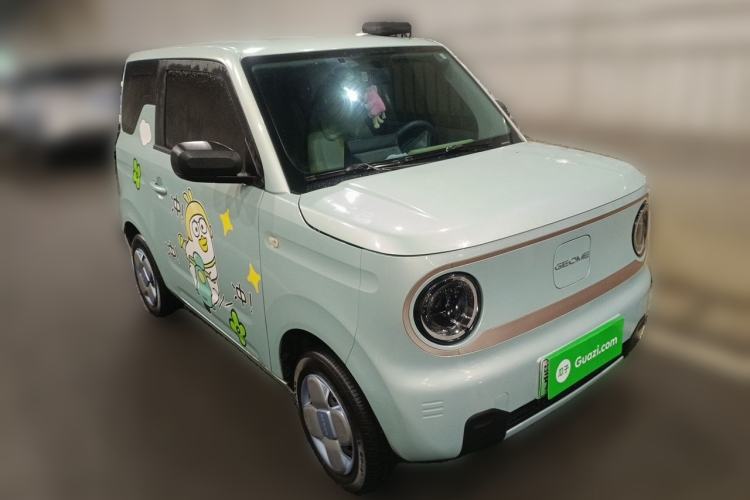 Used Geely Galaxy Panda 2023 Panda Mini 200km Endurance Bear Front Right 45 Deg