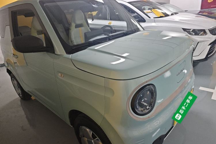 Used Geely Galaxy Panda 2023 Panda Mini 200km Endurance Bear Front Right 45 Deg
