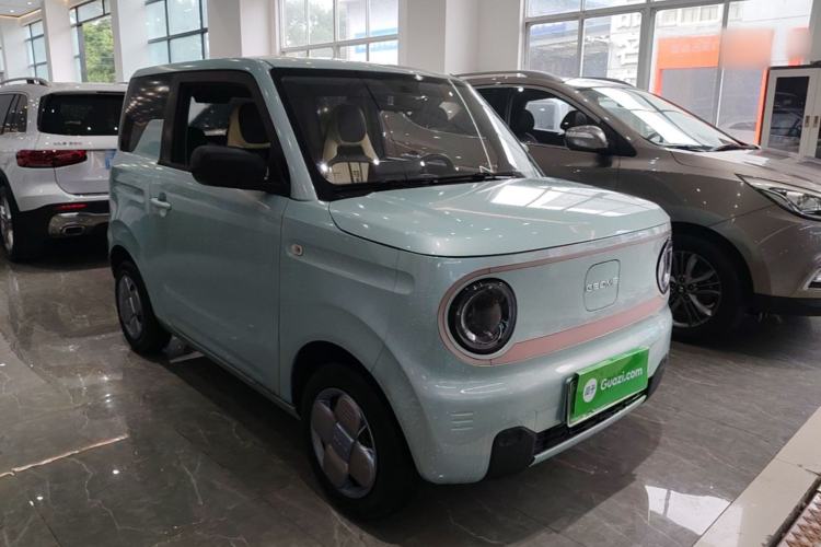 Used Geely Galaxy Panda 2023 Panda Mini 200km Endurance Bear Front Right 45 Deg