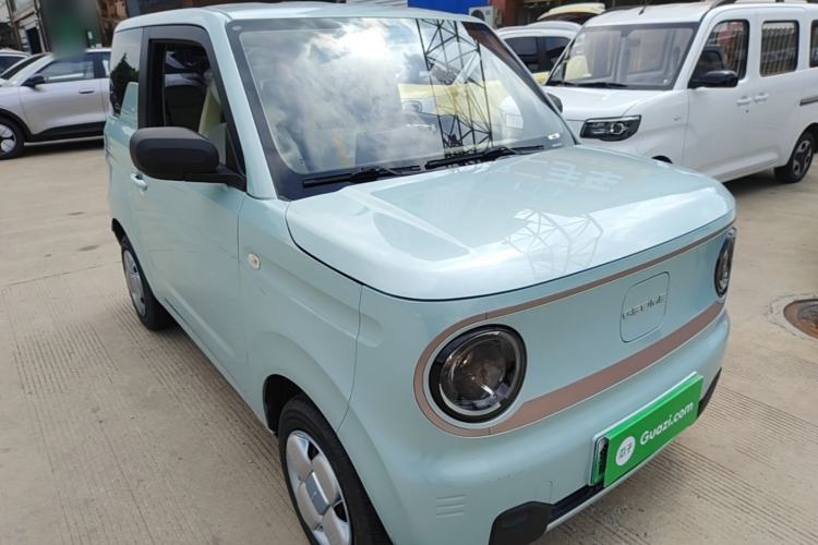 Used Geely Galaxy Panda 2023 Panda Mini 200km Endurance Bear Front Right 45 Deg