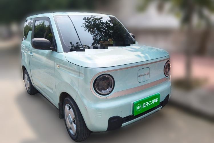 Used Geely Galaxy Panda 2023 Panda Mini 200km Endurance Bear Front Right 45 Deg