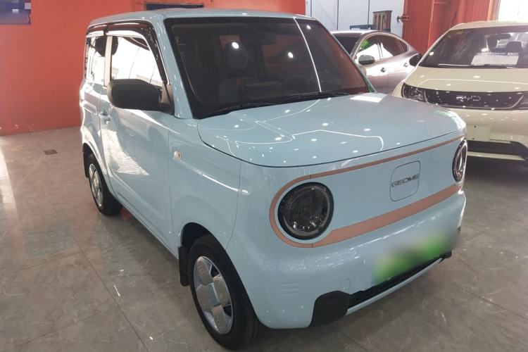 Used Geely Galaxy Panda 2023 Panda Mini 200km Endurance Bear Front Right 45 Deg