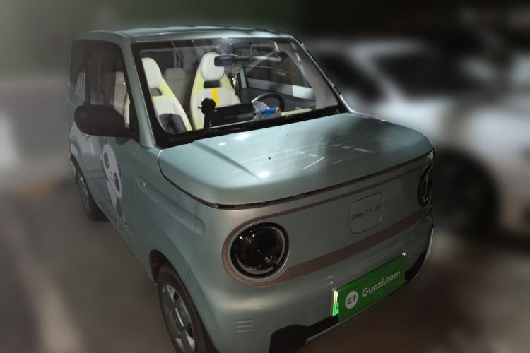 Used Geely Galaxy Panda 2023 Panda Mini 200km Endurance Bear Front Right 45 Deg