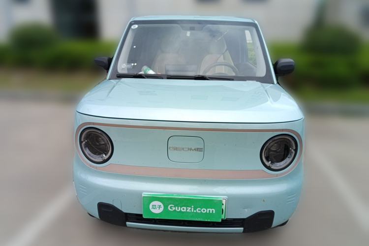 Used Geely Galaxy Panda 2023 Panda Mini 200km Endurance Bear Front