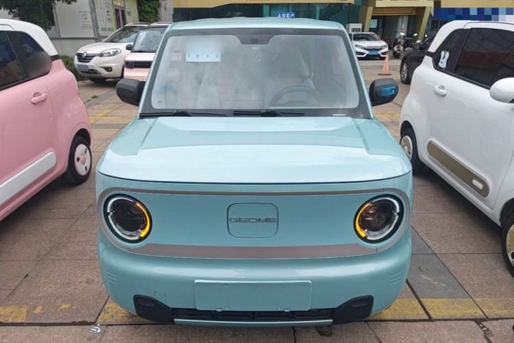 Used Geely Galaxy Panda 2023 Panda Mini 200km Endurance Bear Front