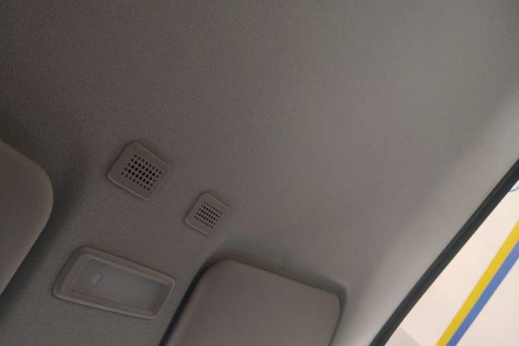 Used Geely Galaxy Panda 2023 Panda Mini 200km Endurance Bear Headliner
