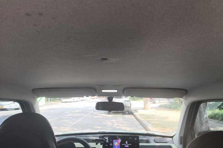 Used Geely Galaxy Panda 2023 Panda Mini 200km Endurance Bear Headliner