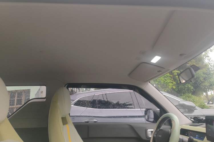 Used Geely Galaxy Panda 2023 Panda Mini 200km Endurance Bear Headliner