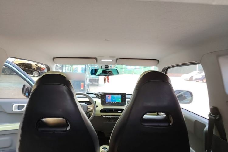 Used Geely Galaxy Panda 2023 Panda Mini 120km Super Cute Bear Headliner