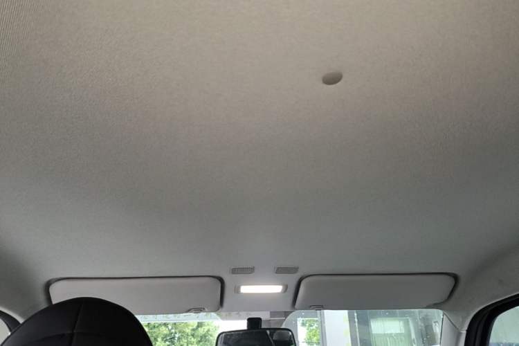 Used Geely Galaxy Panda 2023 Panda Mini 200km Endurance Bear Headliner