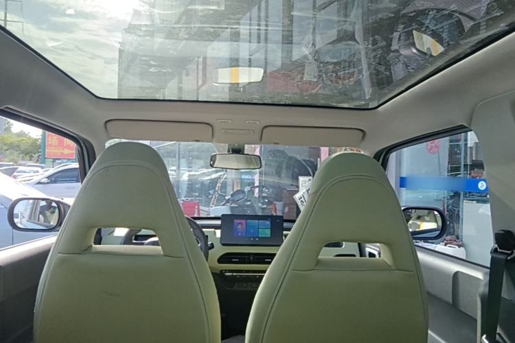 Used Geely Galaxy Panda 2023 Panda Mini 200km Dynamic Bear Headliner