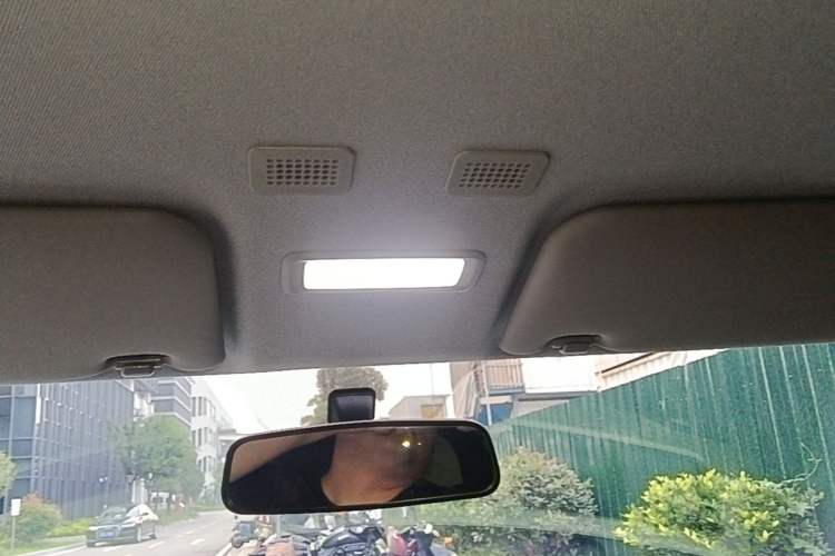 Used Geely Galaxy Panda 2023 Panda Mini 200km Endurance Bear Headliner