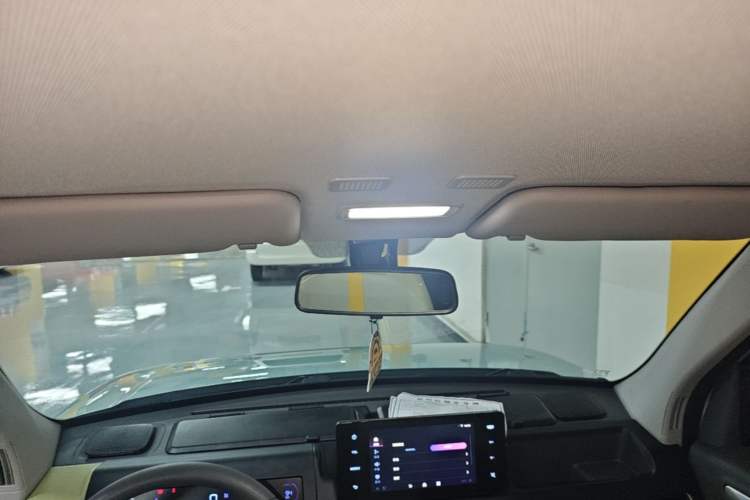 Used Geely Galaxy Panda 2023 Panda Mini 200km Endurance Bear Headliner