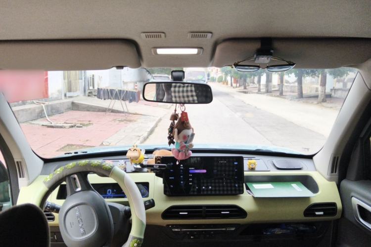 Used Geely Galaxy Panda 2023 Panda Mini 200km Endurance Bear Headliner