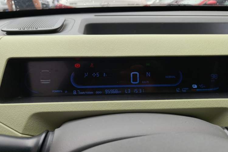 Used Geely Galaxy Panda 2023 Panda Mini 200km Endurance Bear Instrument Cluster