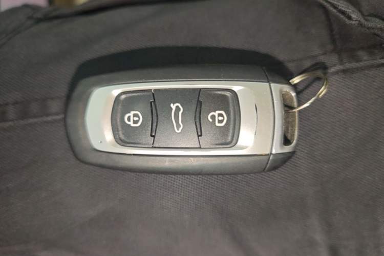 Used Geely Galaxy Panda 2023 Panda Mini 200km Endurance Bear Interior 1
