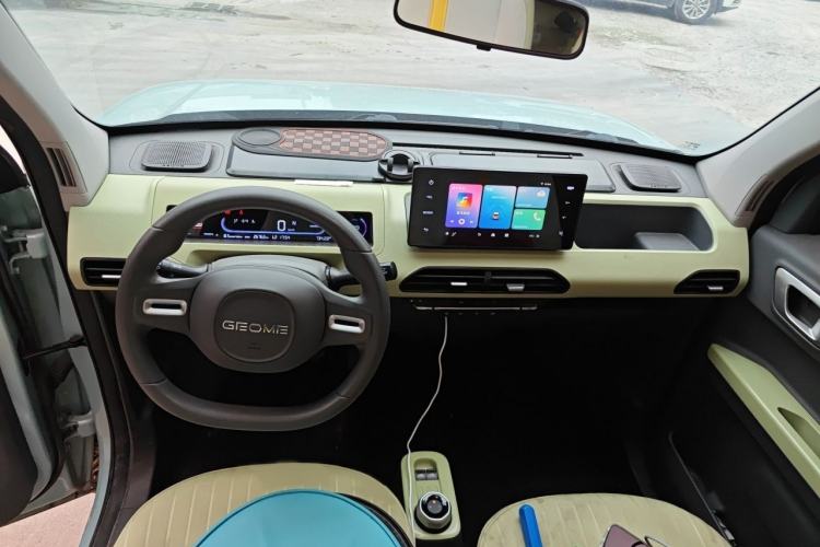 Used Geely Galaxy Panda 2023 Panda Mini 200km Endurance Bear Interior 2