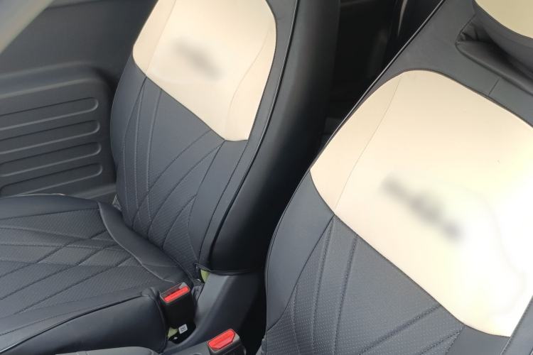 Used Geely Galaxy Panda 2023 Panda Mini 200km Endurance Bear Interior 3