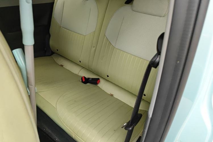 Used Geely Galaxy Panda 2023 Panda Mini 200km Endurance Bear Interior 4