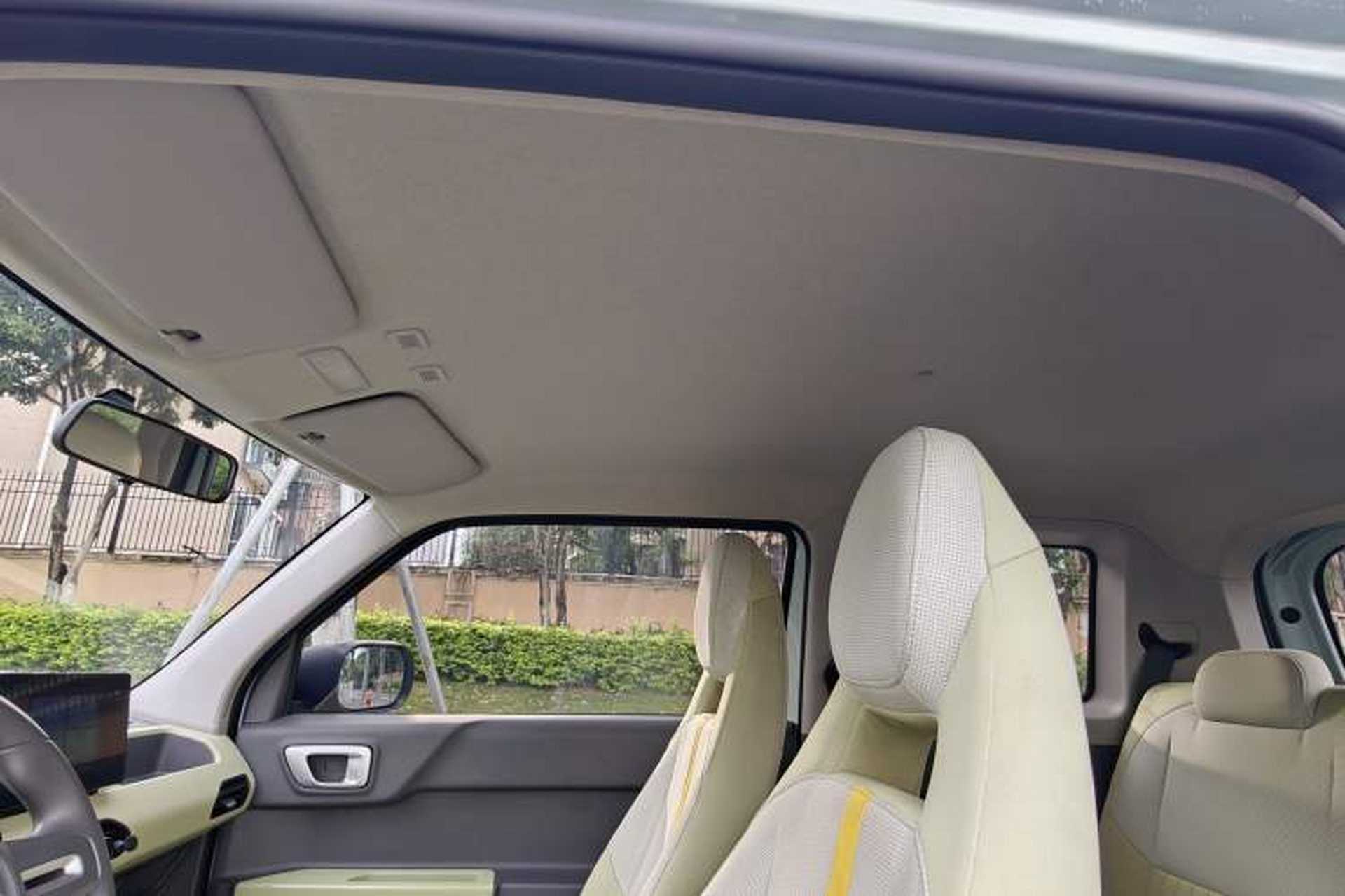 Used Geely Galaxy Panda 2023 Panda Mini 200km Endurance Bear Interior 4