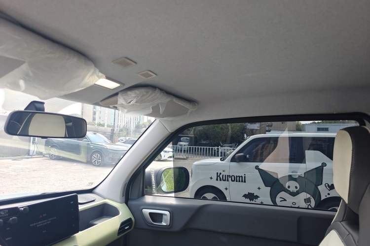 Used Geely Galaxy Panda 2023 Panda Mini 200km Endurance Bear Interior 7