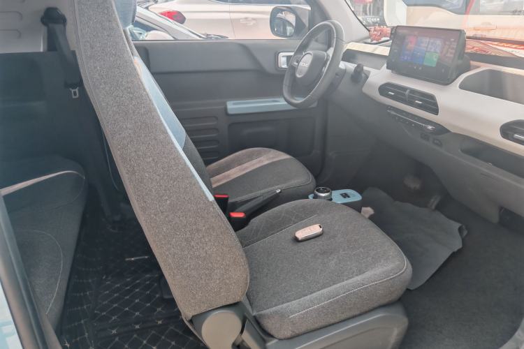Used Geely Galaxy Panda 2023 Panda Mini 200km Endurance Bear Interior 8