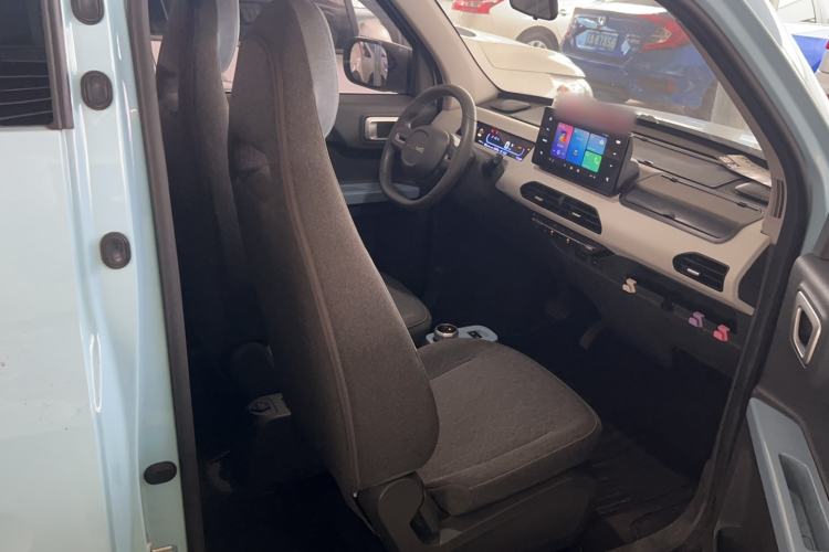 Used Geely Galaxy Panda 2023 Panda Mini 200km Endurance Bear Interior 8