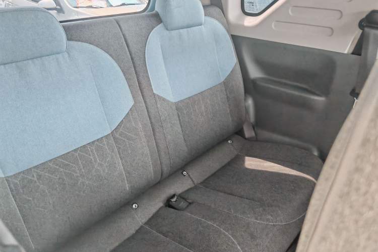 Used Geely Galaxy Panda 2023 Panda Mini 200km Endurance Bear Interior 9