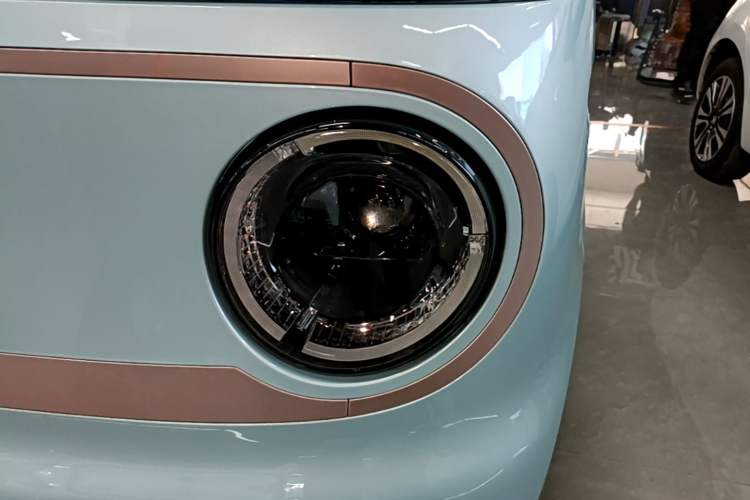 Used Geely Galaxy Panda 2023 Panda Mini 200km Dynamic Bear Left Front Headlight