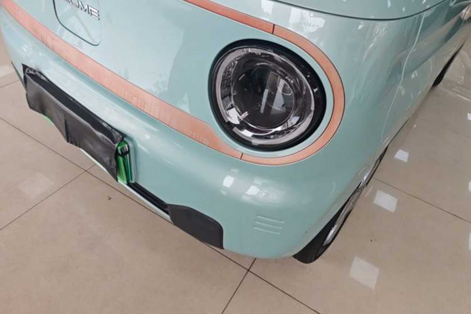 Used Geely Galaxy Panda 2023 Panda Mini 200km Endurance Bear Left Front Headlight