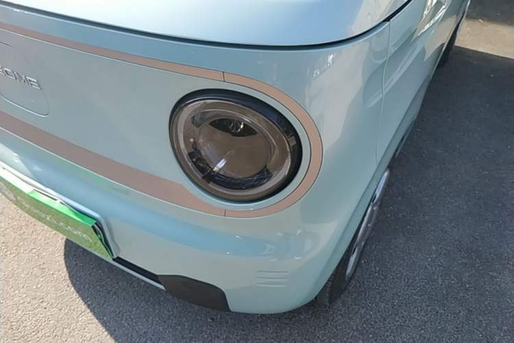 Used Geely Galaxy Panda 2023 Panda Mini 120km Cute Bear Left Front Headlight