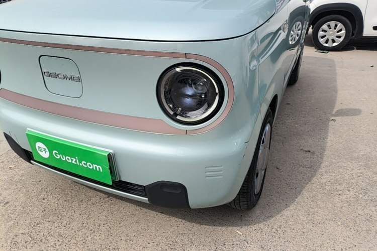 Used Geely Galaxy Panda 2023 Panda Mini 200km Endurance Bear Left Front Headlight